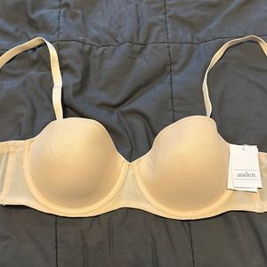 NWT Lightly Lined Strapless Bra 36C